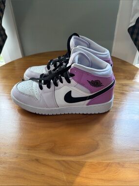 Jordan Kids White and Purple High-Top Sneakers with Black Laces